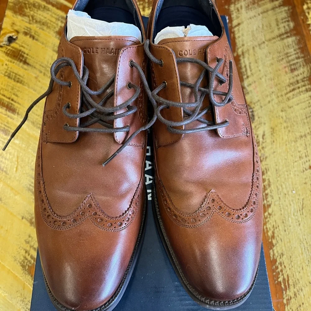 Cole Haan Men's Brown Leather Wingtip Derbys - Picture 2 of 9